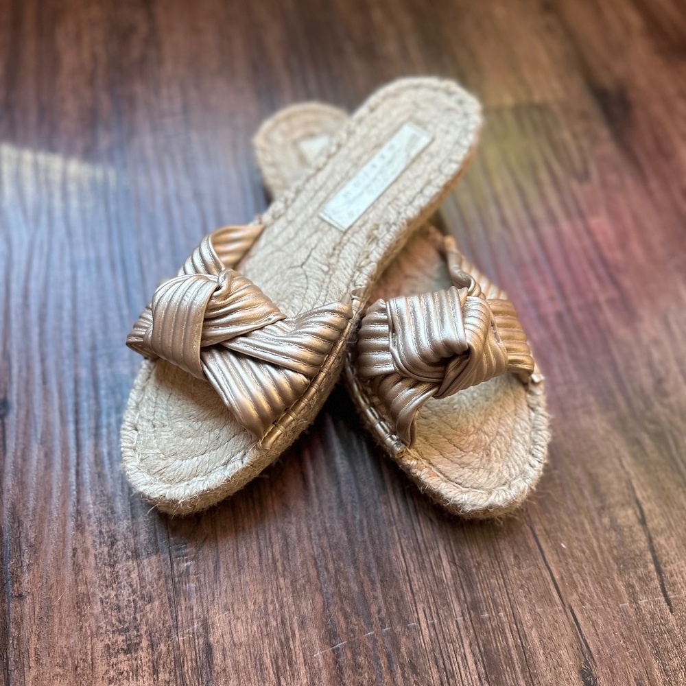 Like New • ASOS • Metallic Knot Hemp Sole Slides • Gold • Size 8